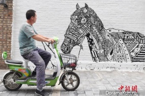 200 meters of graffiti in Taiyuan