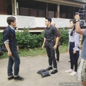 Brave Man Standing: Kom Faek
