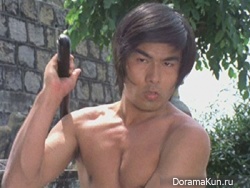 Yasuaki Kurata