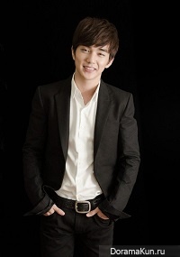 Yoo Seung Ho