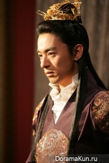 Joo Jin Mo/A Frozen Flowe