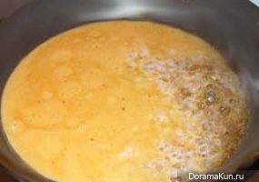 Shoots of garlic with meat