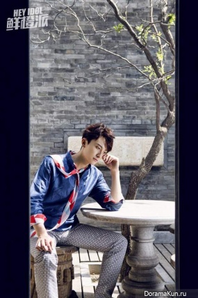 Niu Jun Feng для Hey idol August 2017