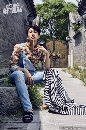 Niu Jun Feng для Hey idol August 2017