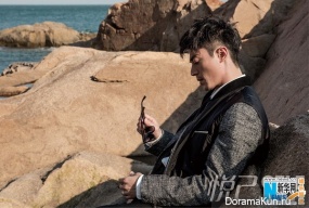 Wallace Huo для Self July 2016