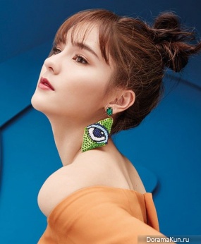 Sucharat Manaying для Her World August 2016