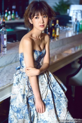Mao Xiao Tong для Brides Weibo December 2016