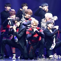 SF9