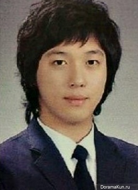 Jung Yong Hwa