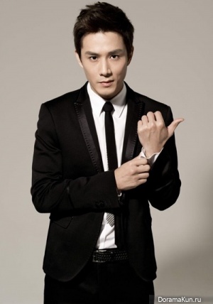 Nathan Lee