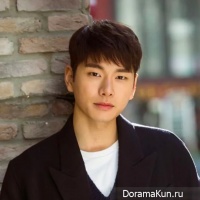 Lee Yi Kyung