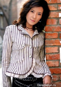 He Jia Yi
