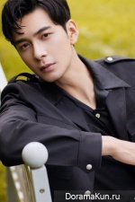 Oliver Chen