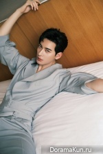 Oliver Chen