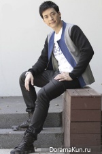 Bie Sukrit Wisetkaew