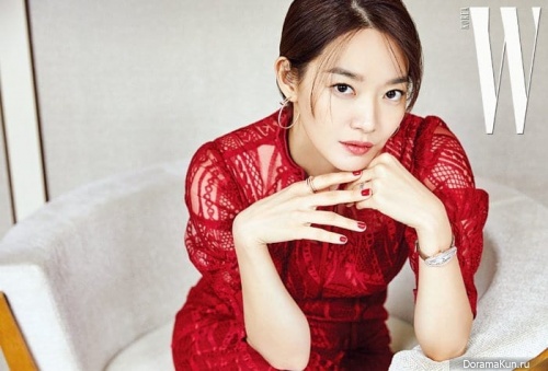 Shin Min Ah
