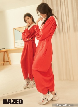 IU