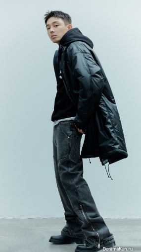 Yoo Ah In