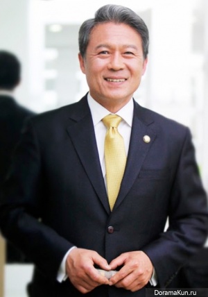 Chun Ho Jin Chun Ho Jin