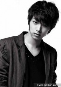 Kang Min Hyuk