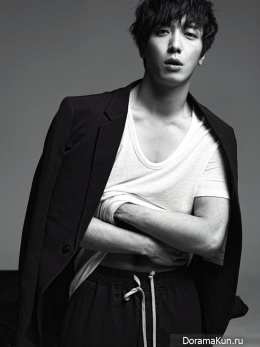 CN Blue (Jung Yong Hwa) для HIGH CUT Vol. 144 Extra