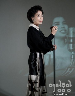 Lee Mi Ja для Lady Joongang August 2015