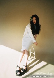 Lee Yoo Bi для InStyle May 2015 Extra
