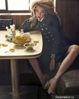 Lee Ho Jung для Vogue August 2015