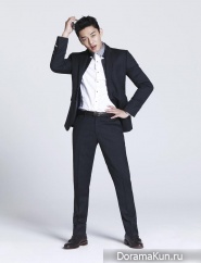 Yoo Ah In для The Class Fall 2014 CF