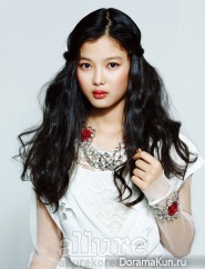 Allure Korea 2012