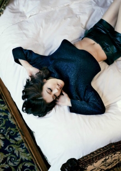 Lee Yoon Ji для Sure January 2012