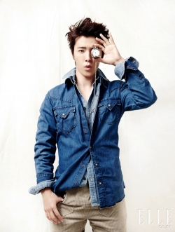 Super Junior's Donghae для Elle Korea January 2011