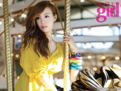 SNSD's Tiffany для Vogue Girl Korea April 2012