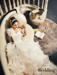 Woo Ri для The Wedding 2012