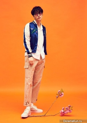 Lee Dong Hwi для Customellow 2016 CF
