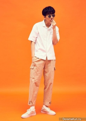 Lee Dong Hwi для Customellow 2016 CF