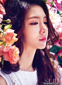 Seo Ji Hye для SURE March 2016 Extra