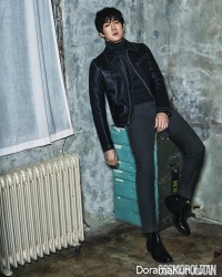 Yoo Yeon Seok для Cosmopolitan January 2016 Extra