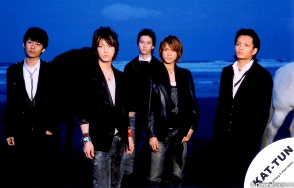 KAT-TUN