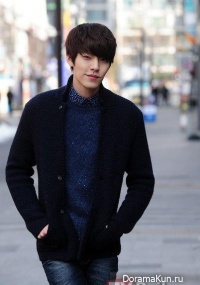 Kim Woo Bin: Я никогда не встречал настолько естественного и милого парня, как Lee Jong Suk (февраль 2013)