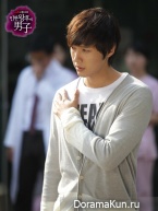 Queen In Hyun's Man