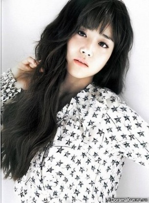The Goddess of Fire, Jung Yi