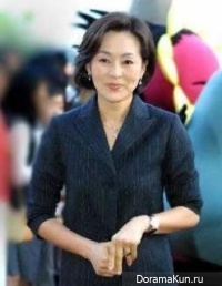Lee Bo Hee