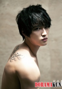 Rollers Kim Jaejoong (JYJ) for ELLE Korea